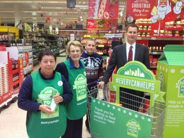 Jeremy hunt, food bank, Haslemere Tesco